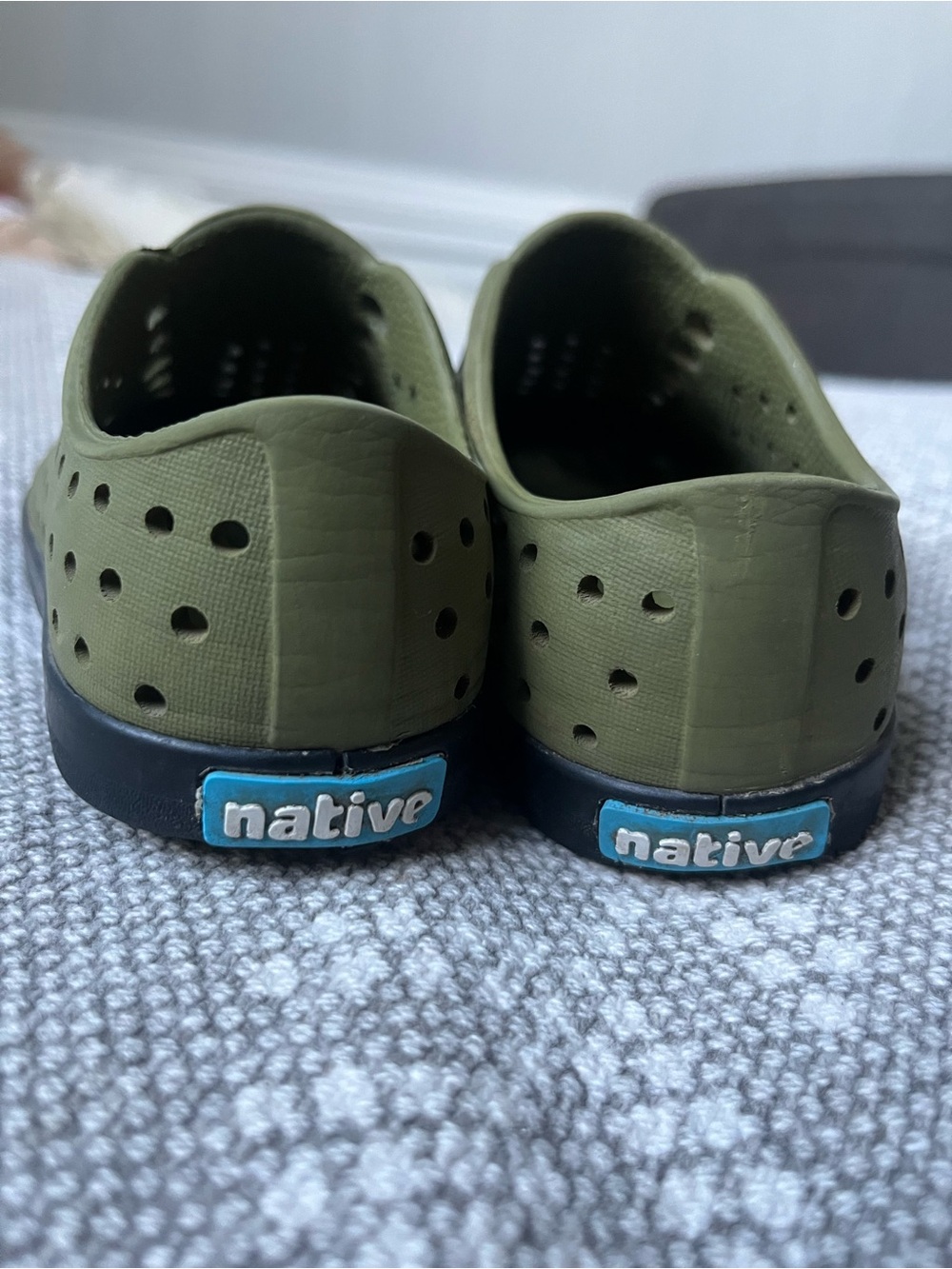 Native Shoes - Picture 3 of 4